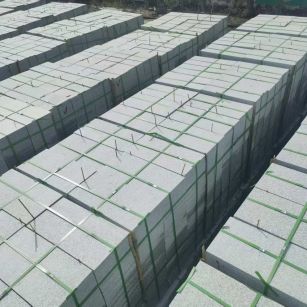 唐山 芝麻白1.8公分火烧300*600地铺，清仓大甩卖