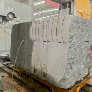 唐山 602，大花芙蓉白，绳锯加工弧形路沿石