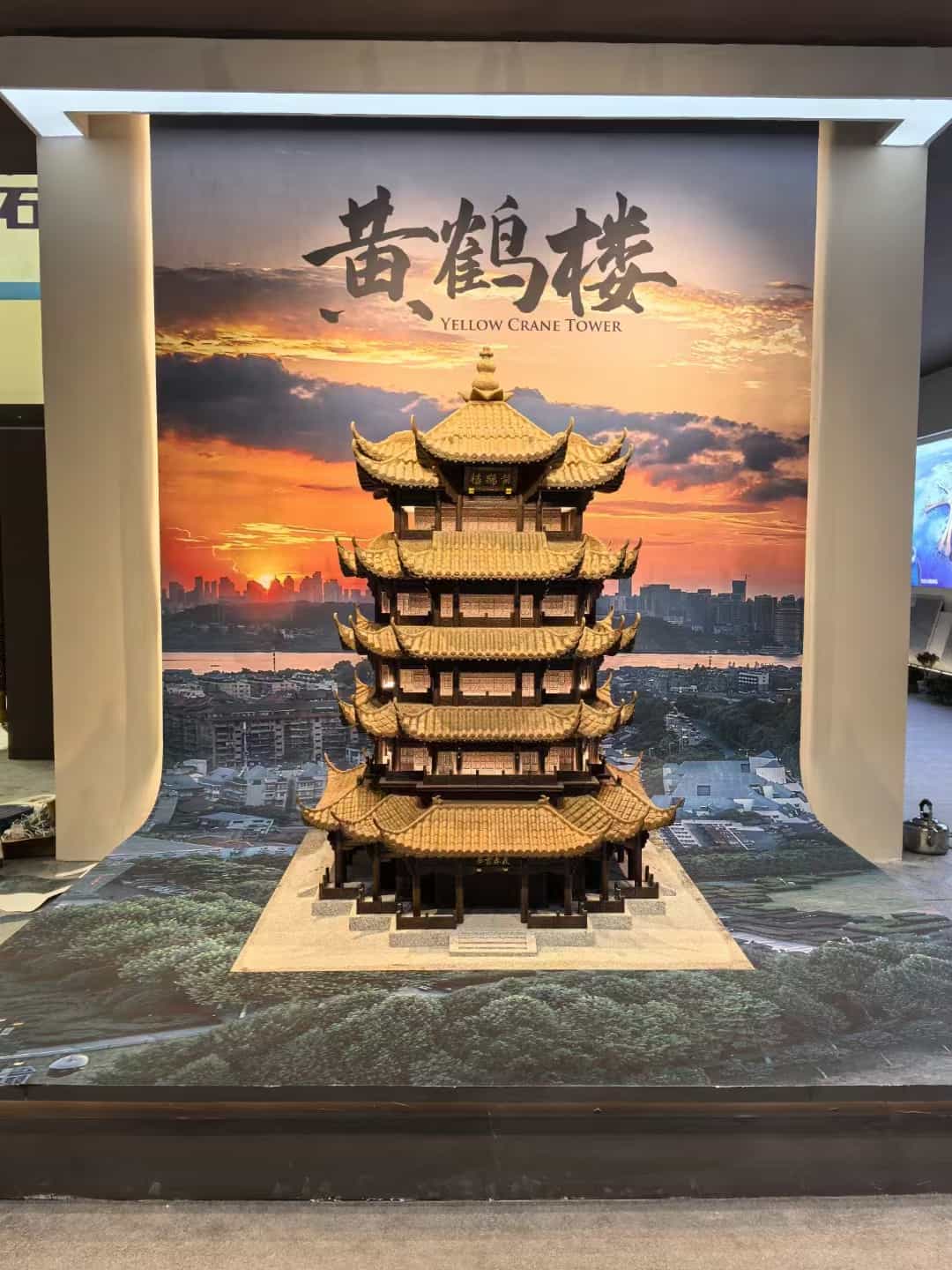 唐山仿古石文创作品-黄鹤楼